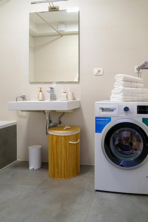 Emilia Lofts Apartment Tucepi Luaran gambar